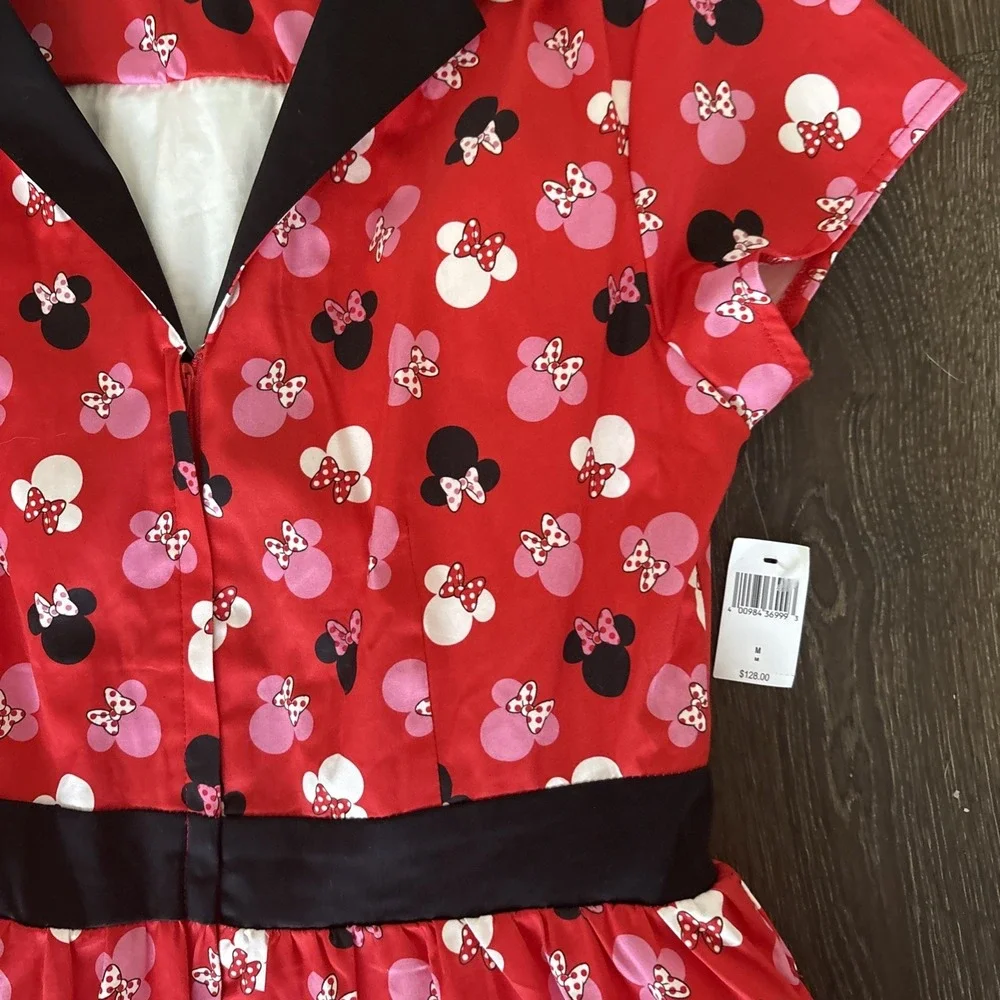 Disney Dress Shop Store Women M Minnie Mouse Icon Dress NEW $128 Diner Waitress